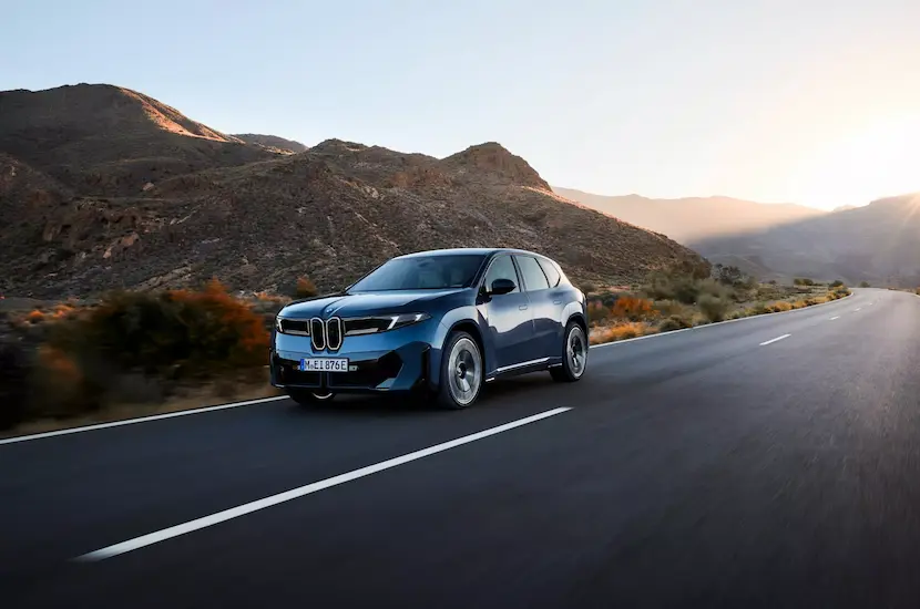 BMW iX3 4 2