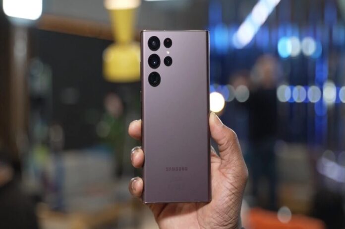 Galaxy S22’nin Son Güncellemesi Ocak 2026 Güvenlik Yamasını Getiriyor