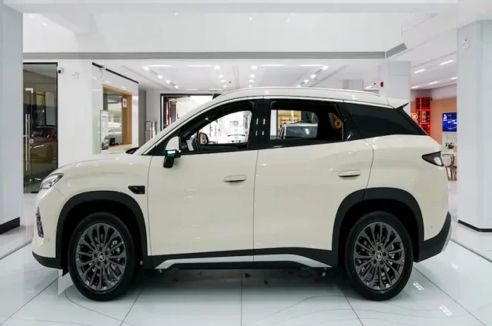 BYD Song Ultra elektrikli SUV 710 km menzil 2026